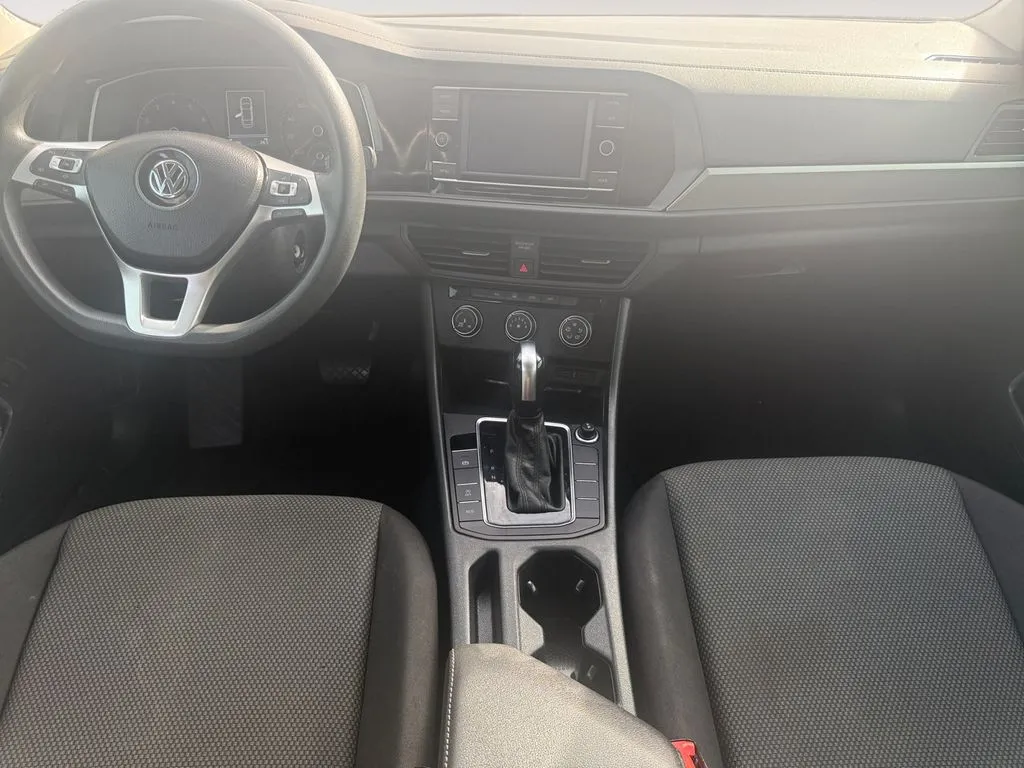 Volkswagen Jetta photo 10
