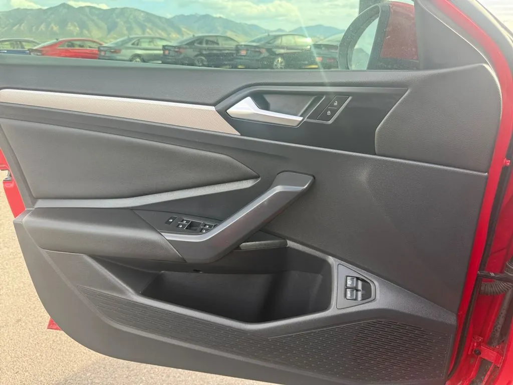 Volkswagen Jetta photo 17