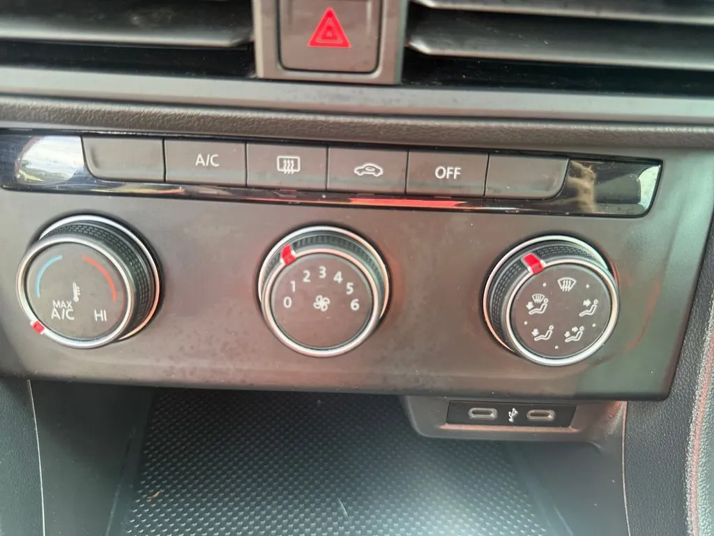 Volkswagen Jetta photo 20