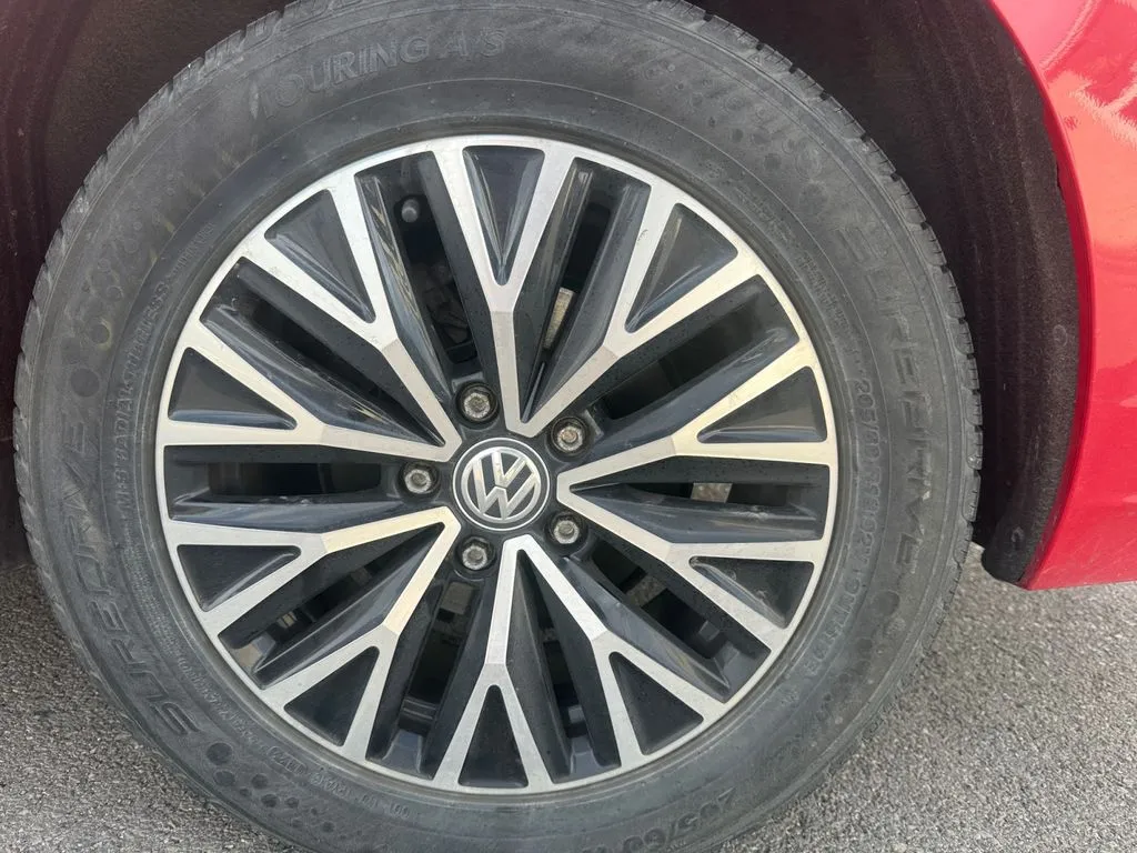 Volkswagen Jetta photo 22