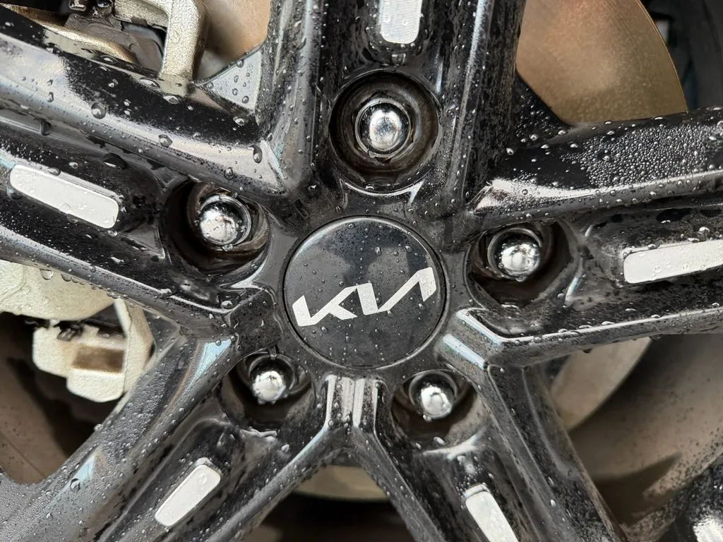 Kia K5 photo 33