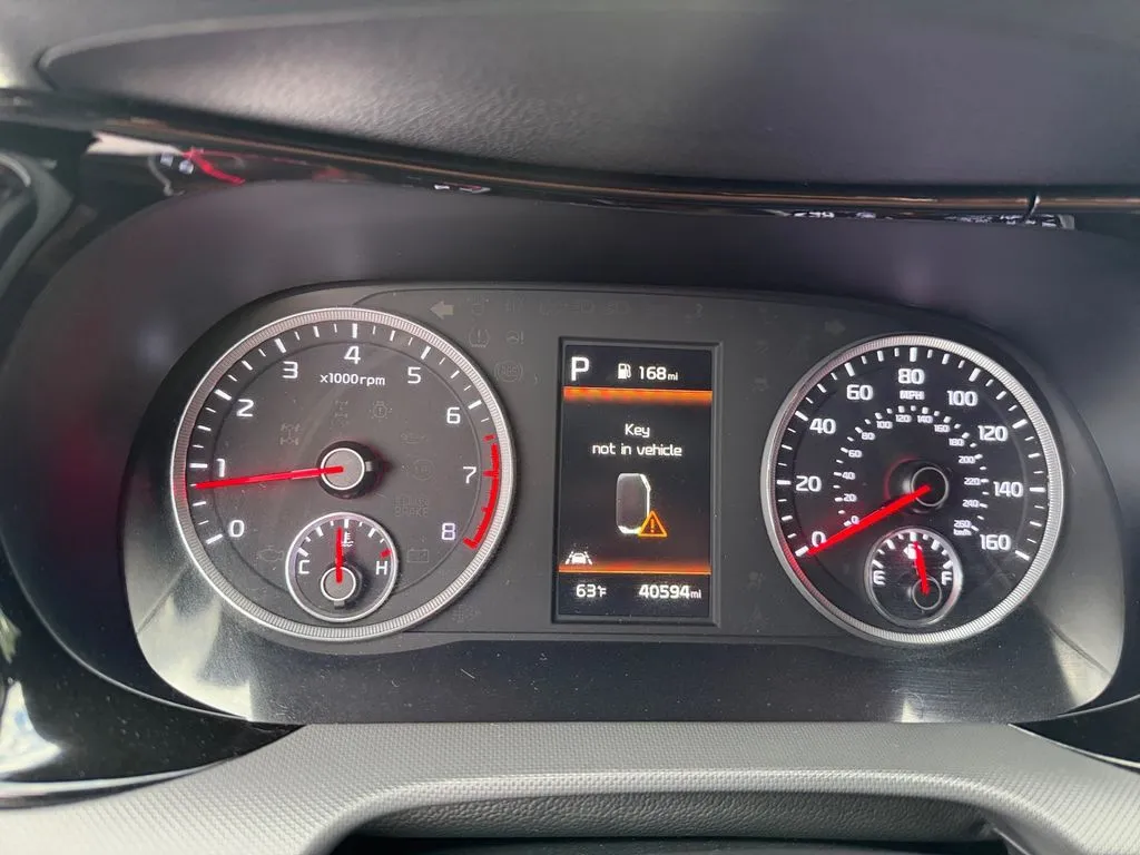 Kia K5 photo 20