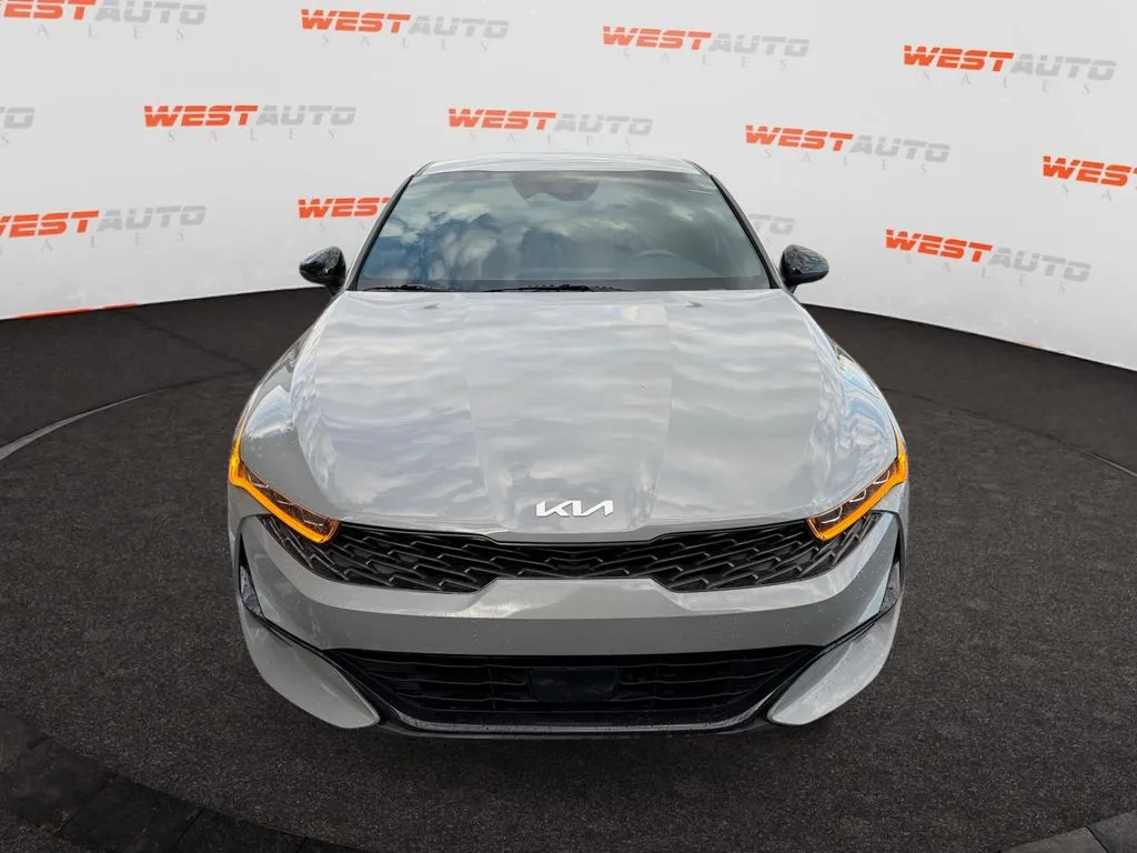 Kia K5 photo 8