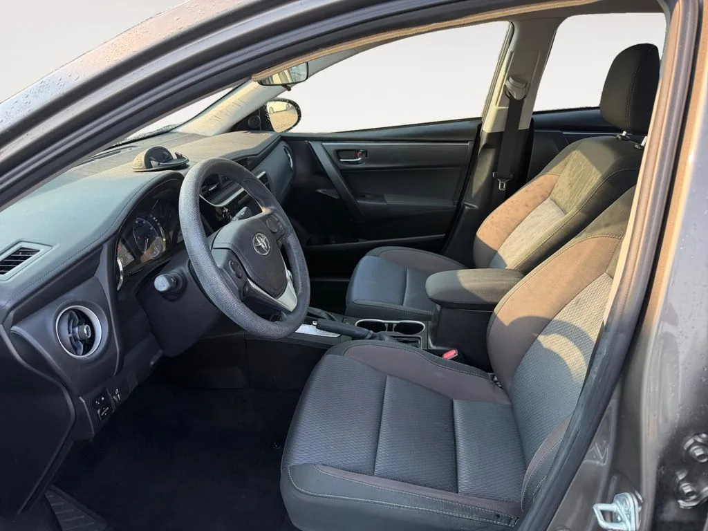 Toyota Corolla photo 9