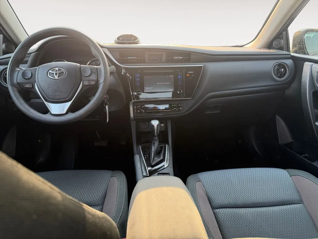 Toyota Corolla photo 11