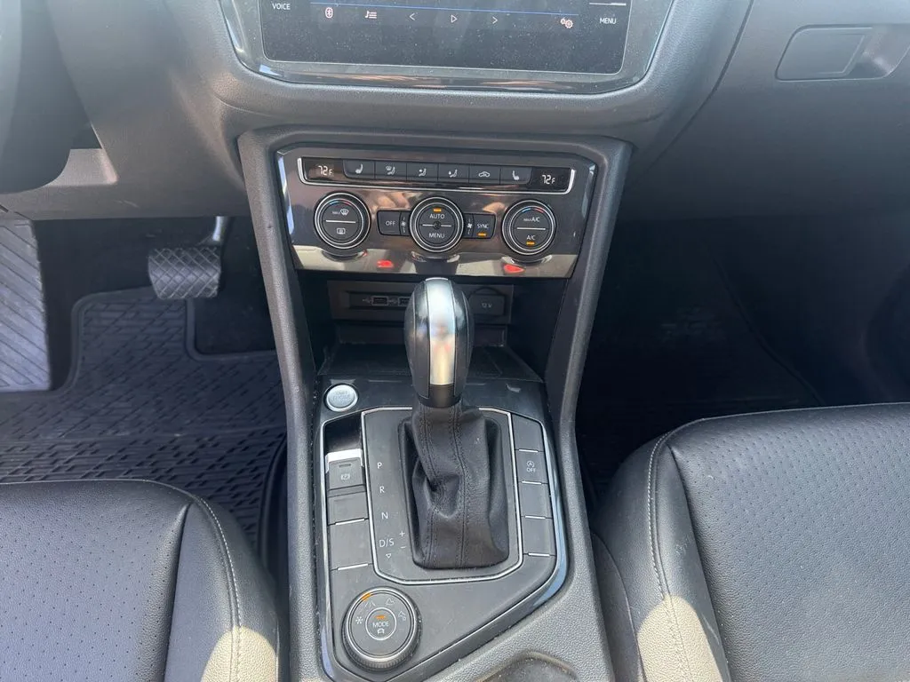 Volkswagen Tiguan photo 11