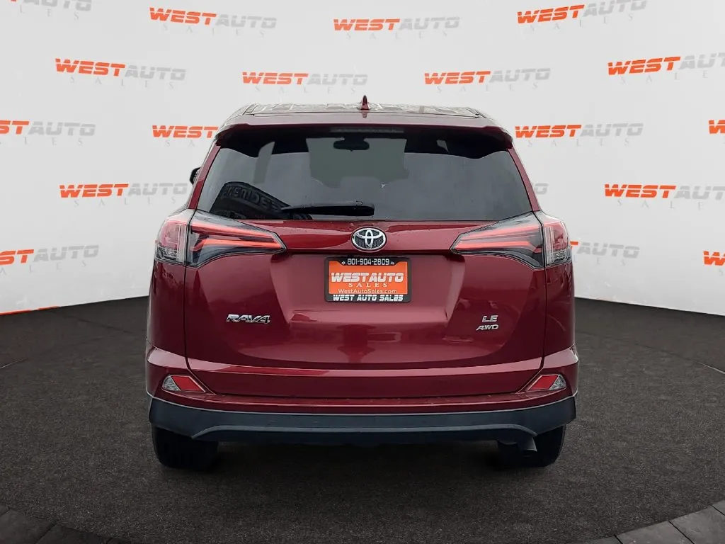 Toyota RAV4 photo 4