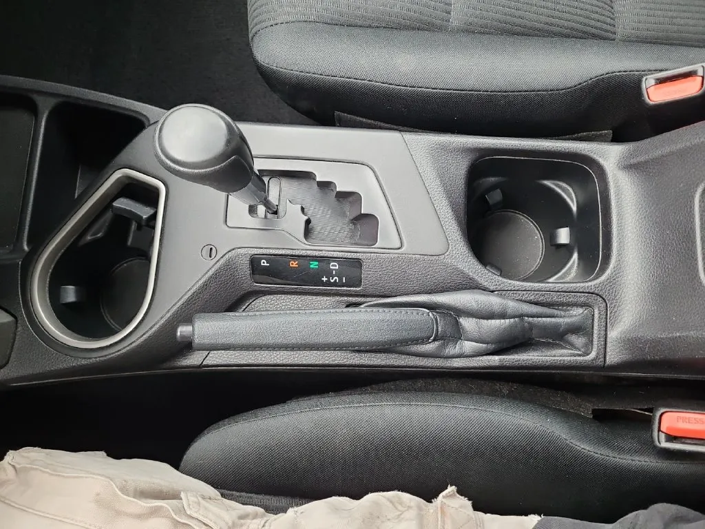 Toyota RAV4 photo 24