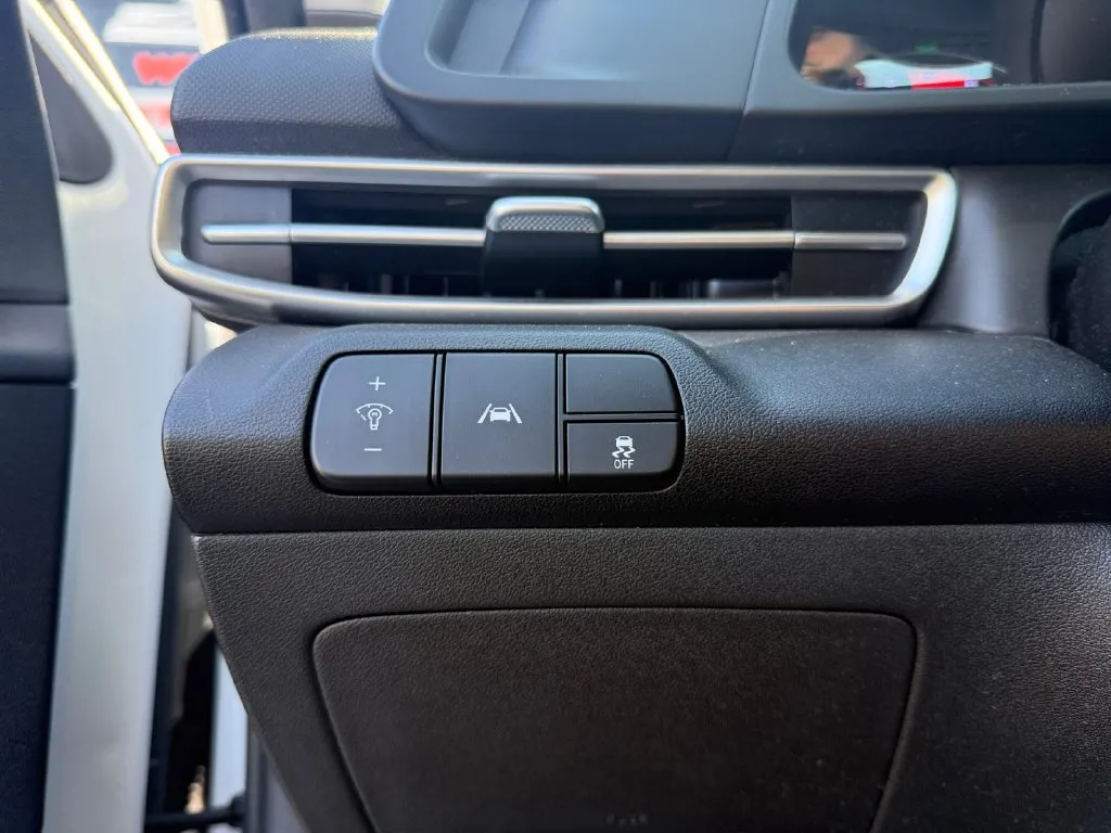 Hyundai Elantra photo 29
