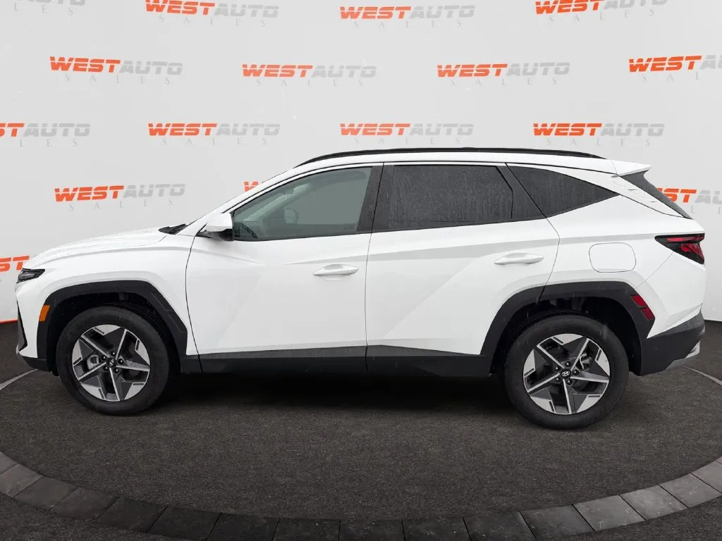Hyundai Tucson photo 2