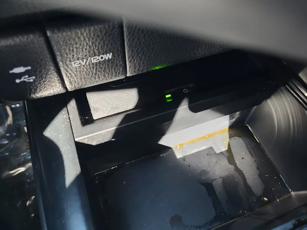 Toyota Camry photo 14
