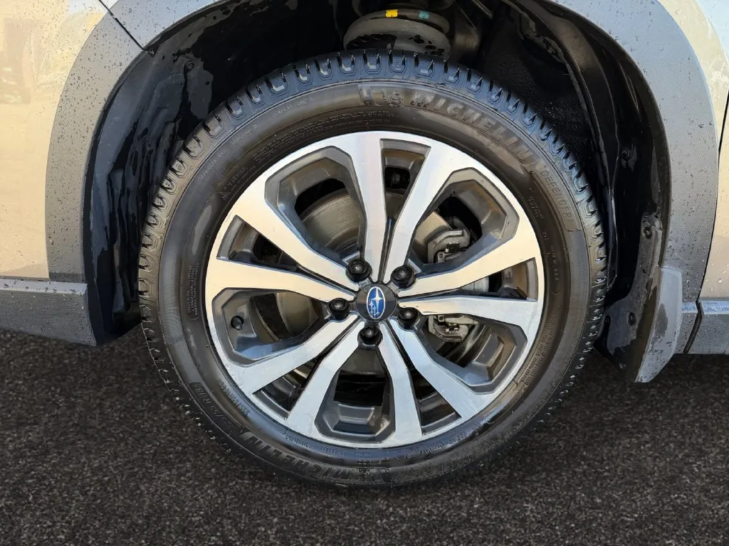 Subaru Forester photo 14