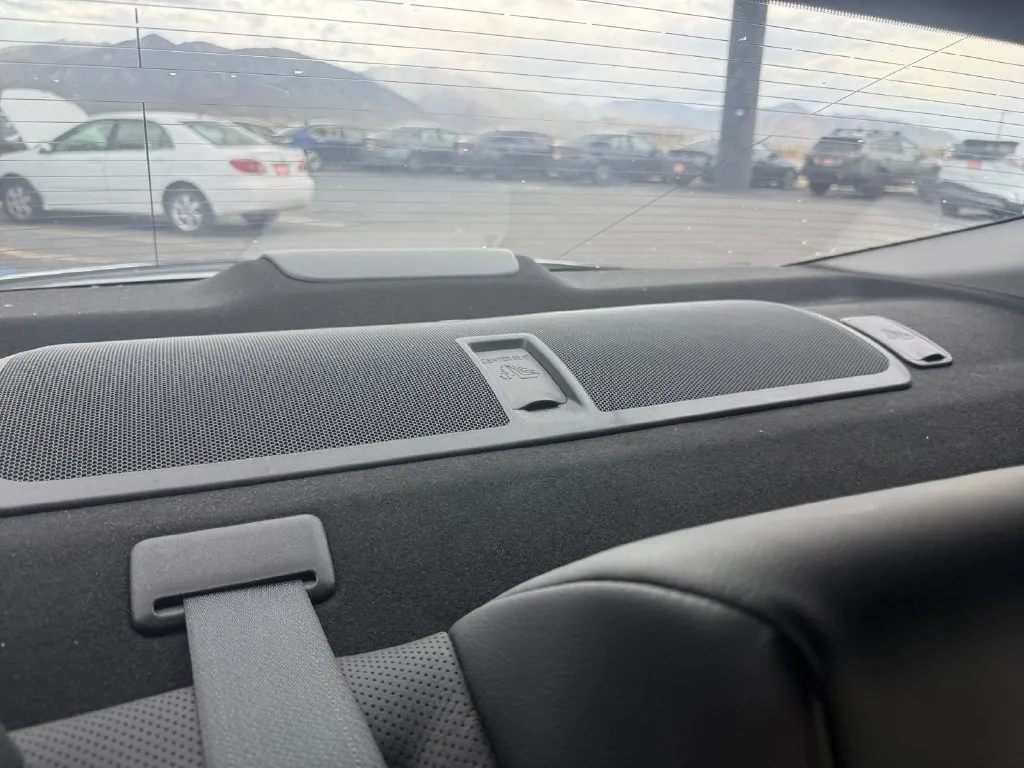 Toyota Camry photo 27