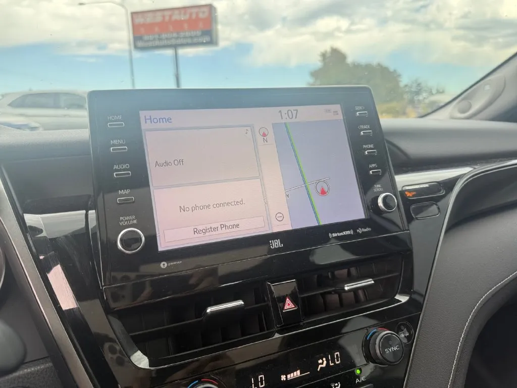 Toyota Camry photo 22