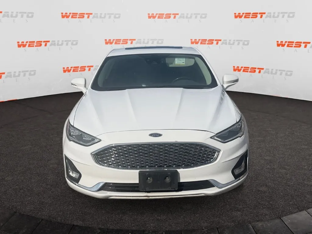 Ford Fusion photo 8