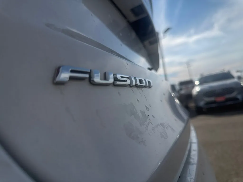 Ford Fusion photo 25