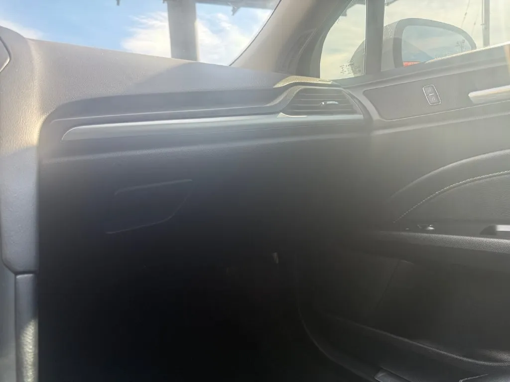 Ford Fusion photo 19