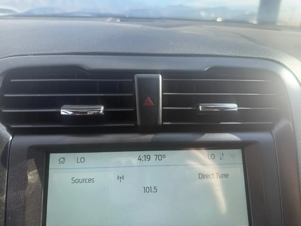 Ford Fusion photo 28