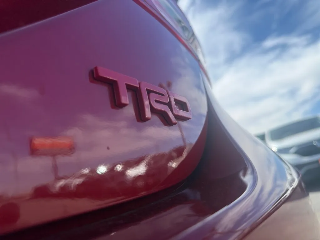 Toyota Camry photo 19