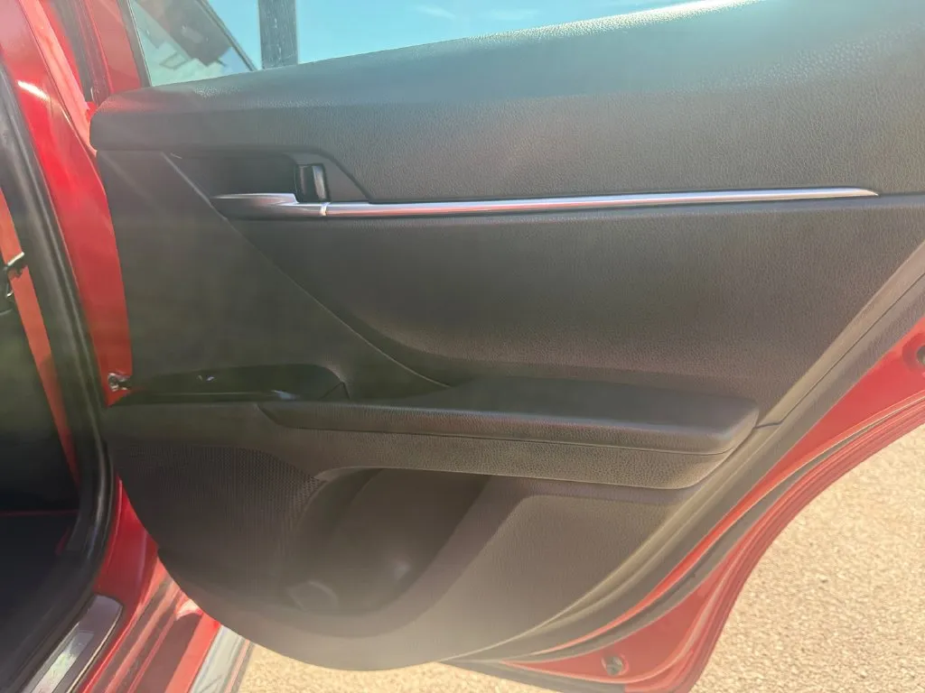 Toyota Camry photo 30