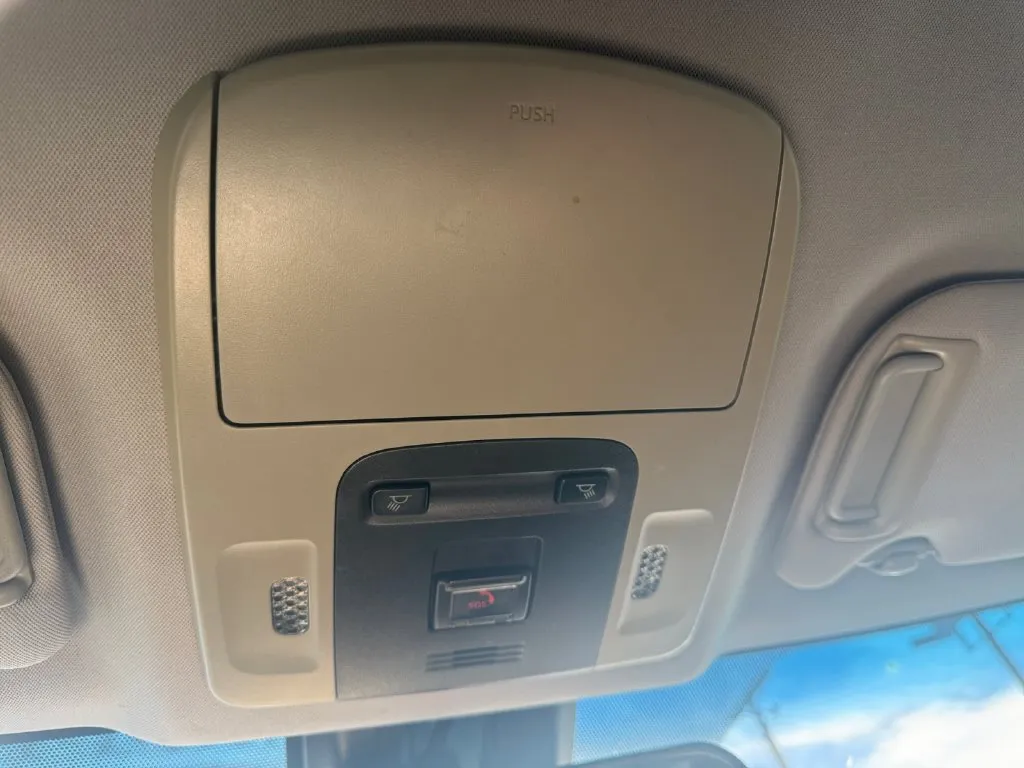 Toyota Camry photo 26