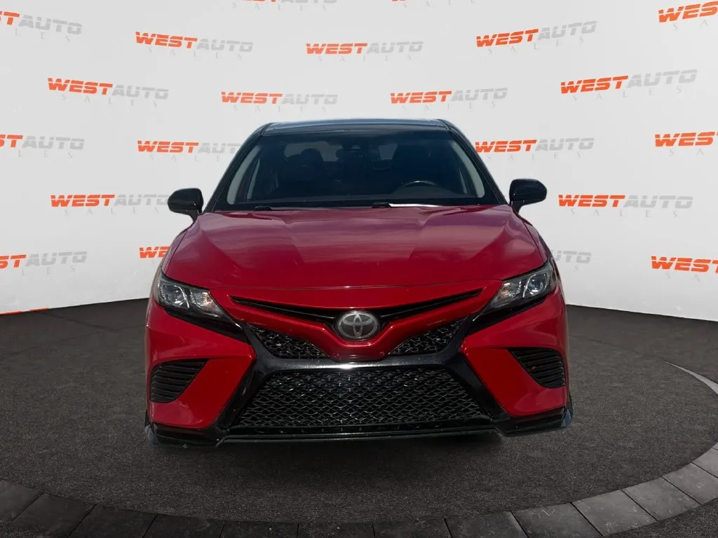 Toyota Camry photo 8