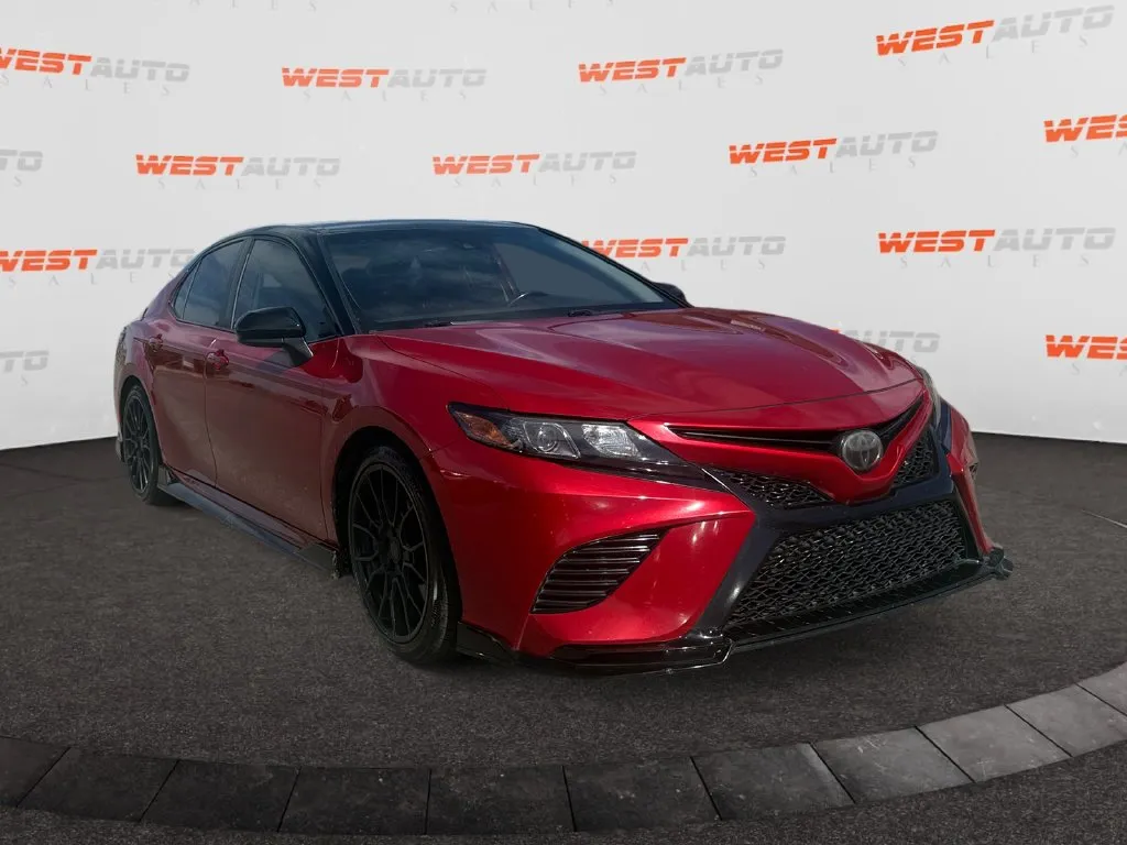 Toyota Camry photo 7