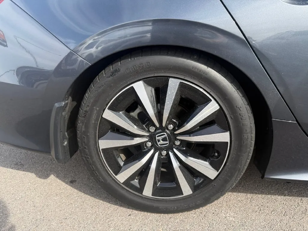 Honda Civic photo 27
