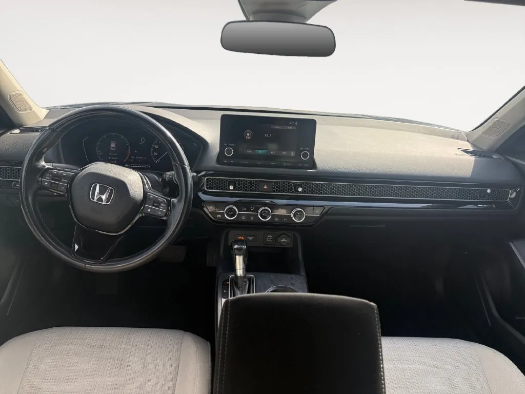 Honda Civic photo 10