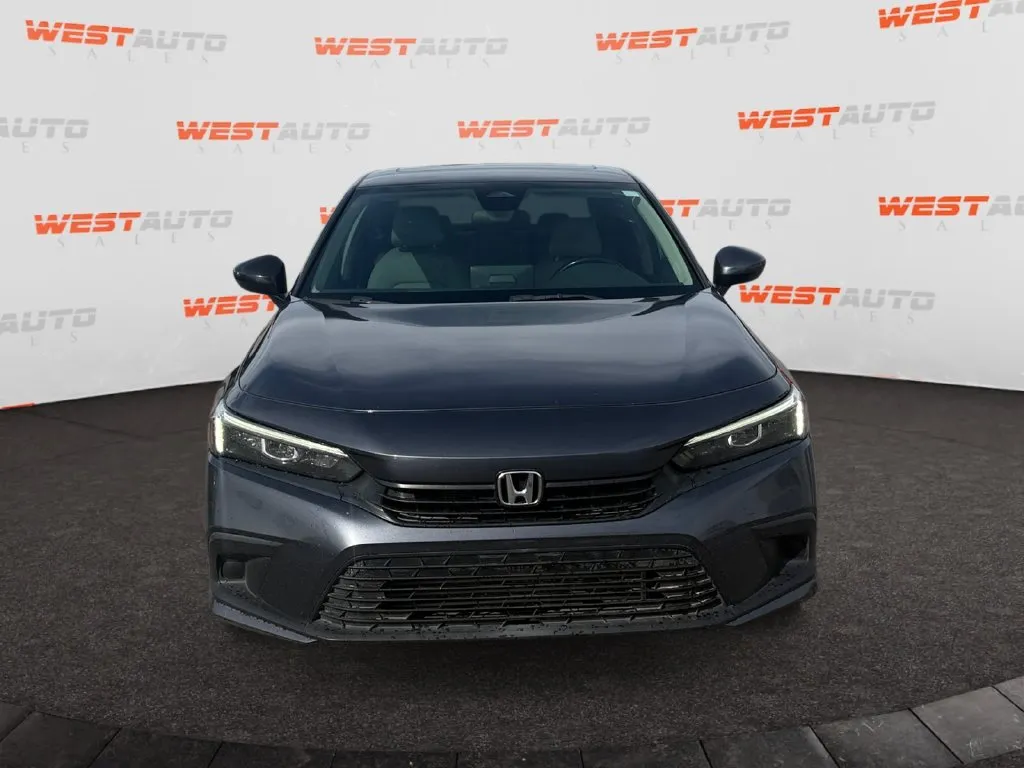 Honda Civic photo 8