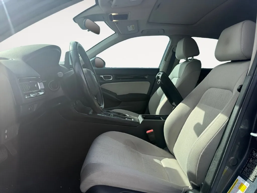 Honda Civic photo 9