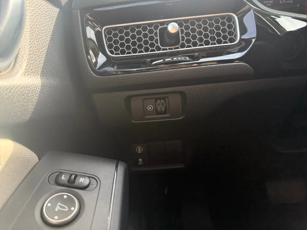 Honda Civic photo 22