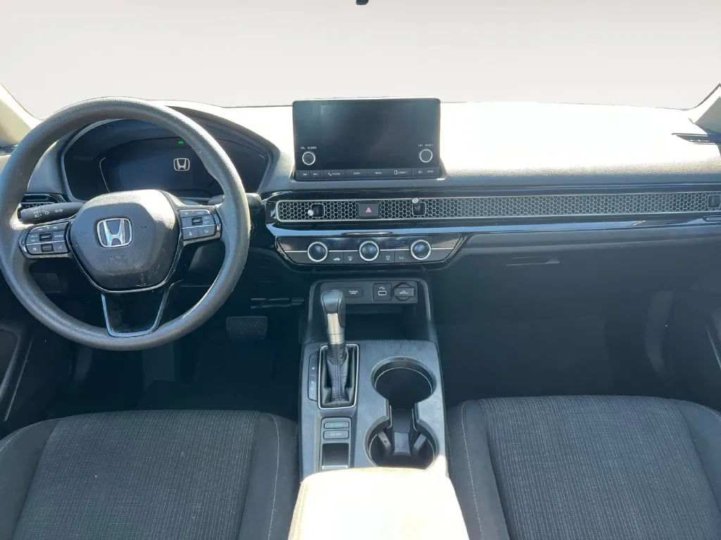 Honda Civic photo 10