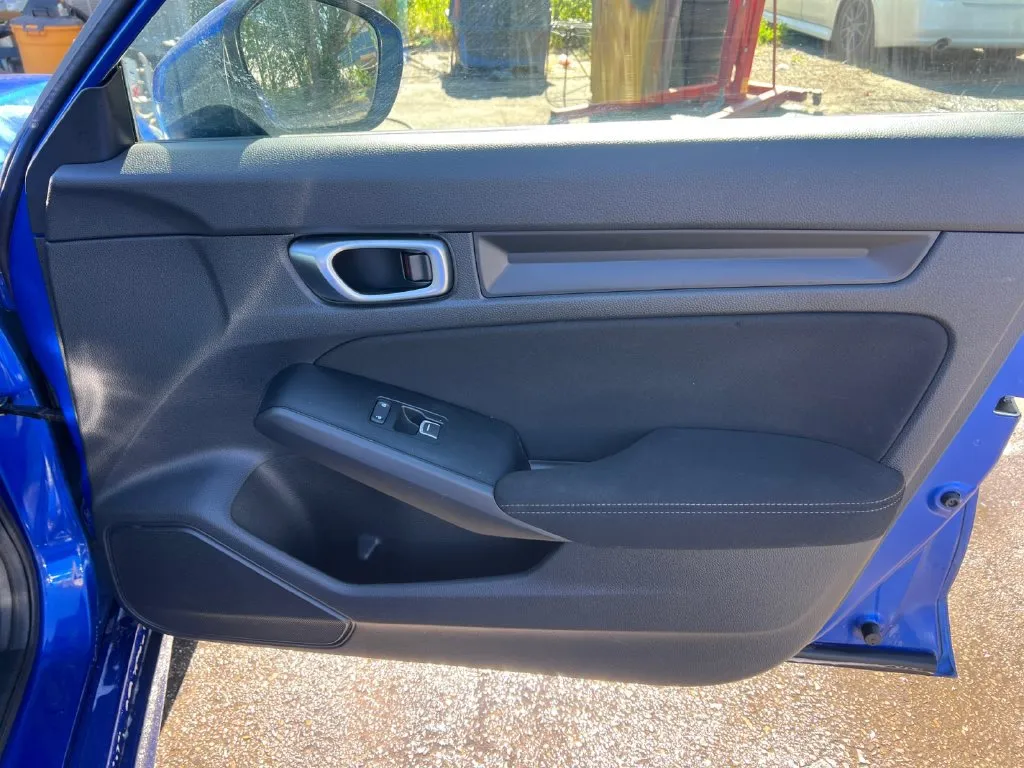 Honda Civic photo 17