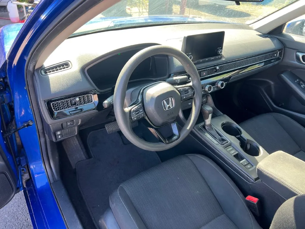 Honda Civic photo 18