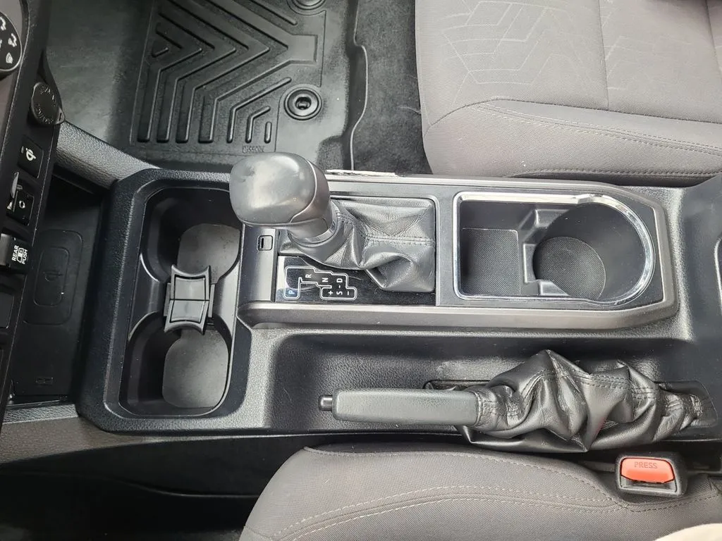 2019 Toyota Tacoma TRD Sport - Photo 24