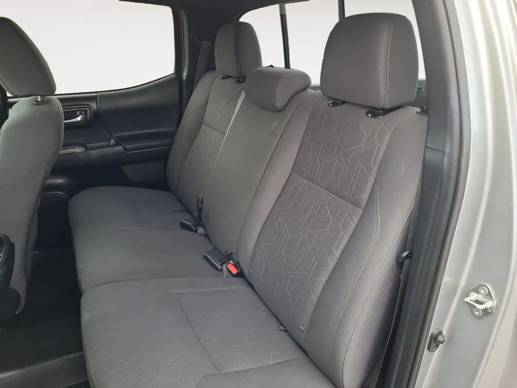 2019 Toyota Tacoma TRD Sport - Photo 13