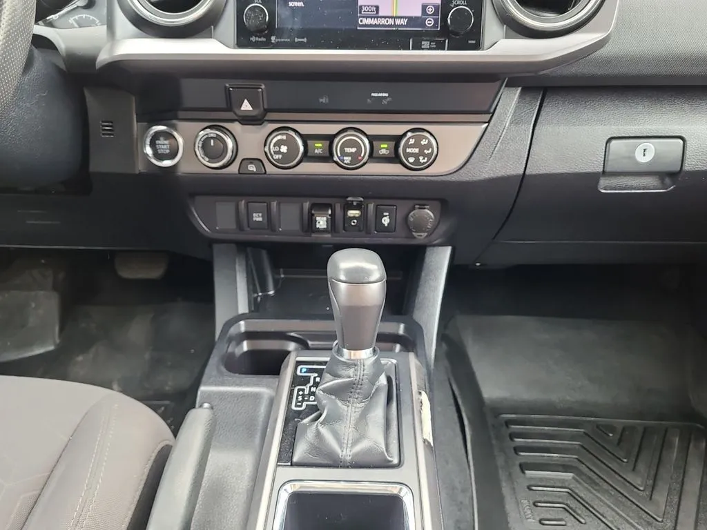2019 Toyota Tacoma TRD Sport - Photo 11
