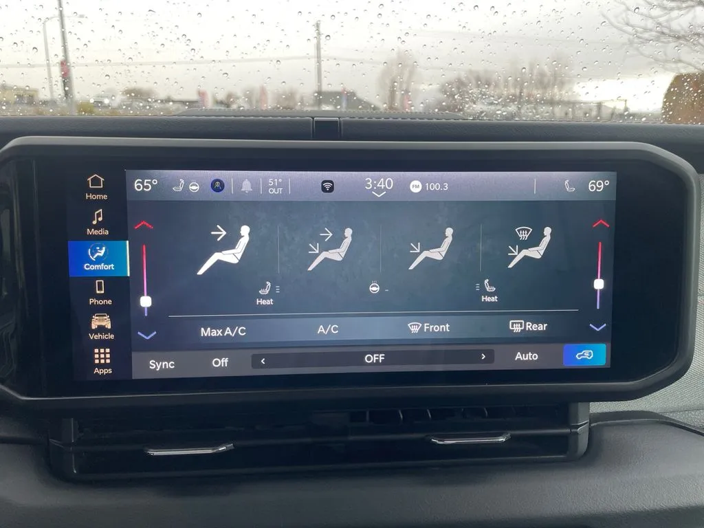 2024 Jeep Wrangler 4-Door Sahara - Photo 25
