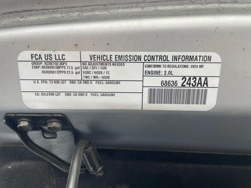 2024 Jeep Wrangler 4-Door Sahara - Photo 36