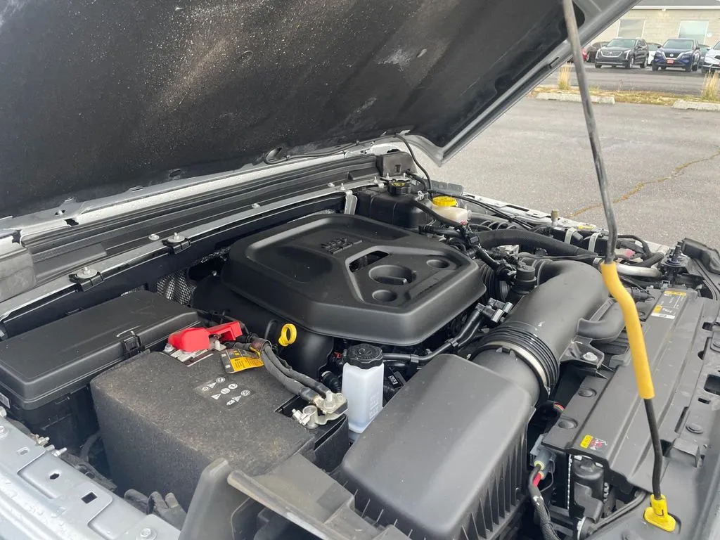 2024 Jeep Wrangler 4-Door Sahara - Photo 32