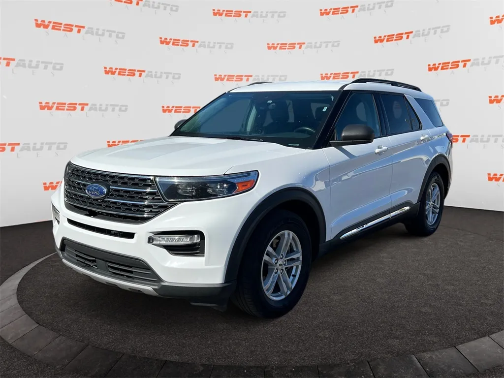 White 2023 Ford Explorer XLT for sale in Tooele, UT