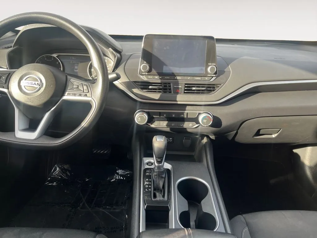 2022 Nissan Altima SV - Photo 11