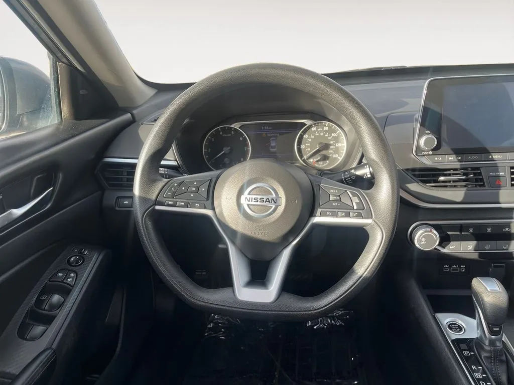 2022 Nissan Altima SV - Photo 12
