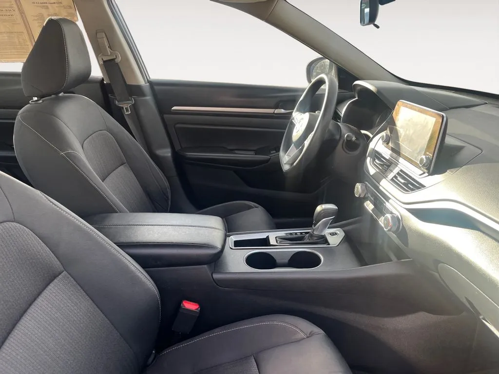 2022 Nissan Altima SV - Photo 15