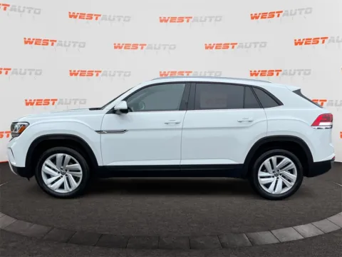 Photos of 2022 Volkswagen Atlas Cross Sport 3.6L V6 SE w/Technology for sale in Tooele, UT at West Auto Sales - Tooele