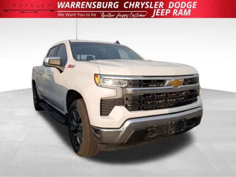 White 2023 Chevrolet Silverado 1500 LT for sale in Warrensburg, MO