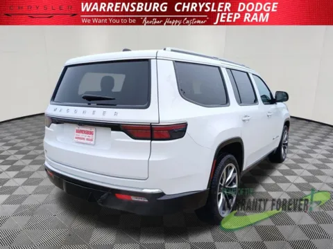 Another view of 2025 Jeep Wagoneer Series III for sale in Warrensburg, MO at Warrensburg CDJR