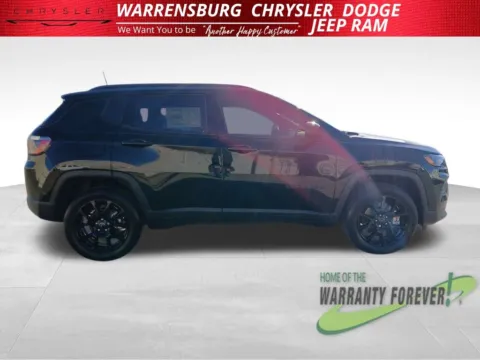 Photos of 2026 Jeep Compass Latitude for sale in Warrensburg, MO at Warrensburg CDJR