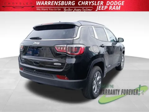 Photos of 2026 Jeep Compass Latitude for sale in Warrensburg, MO at Warrensburg CDJR